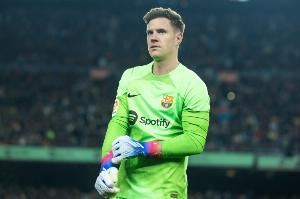 每体：特尔施特根伤缺增加薪资空间 科亨有望出任巴萨第三门将