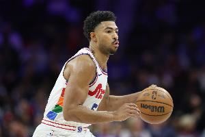 格莱姆斯：我每天晚上都待在球馆里训练 我知道机会总会来的