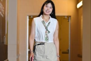 文化输出！李月汝在更衣室带队友一起听张杰的《天下》