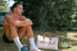 路在何方？格拉利什社媒晒出自己独自训练照：训练中…. ⏳⏳⏳