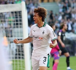 德天空：埃因霍温报价超900万欧求购板仓滉，门兴正在进行评估