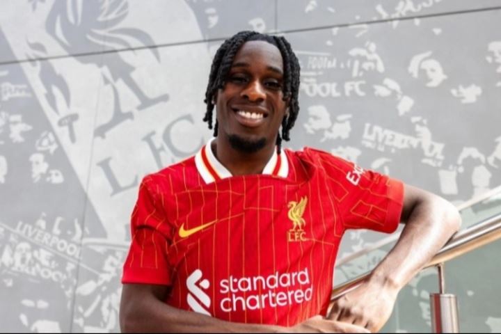 老乡的肯定！加克波：弗林蓬能攻善守 可能是队里速度最快的球员