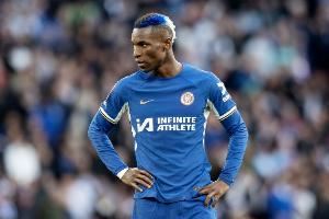 天空：曼联今夏寻找新9号，塞斯科、杰克逊值得重点关注