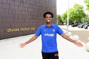 德天空：莱比锡正在追求楚克乌梅卡&已开启谈判，多特也参与竞争