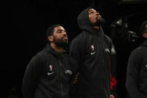 欧文：KD跟腱断裂后我等了他一年半 不知道你们还有谁会这么做