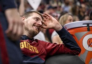 🃏没有篮球！约基奇：理想的生活状态是家人、朋友、马、美食