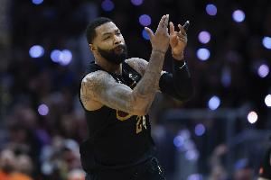 小莫里斯因诈骗被抓？大莫和经纪人辟谣：是因欠赌场钱被逮捕了