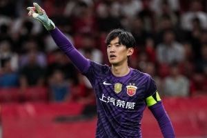 中超官方列颜骏凌联赛350场数据：扑救926次+110次零封，同期第一